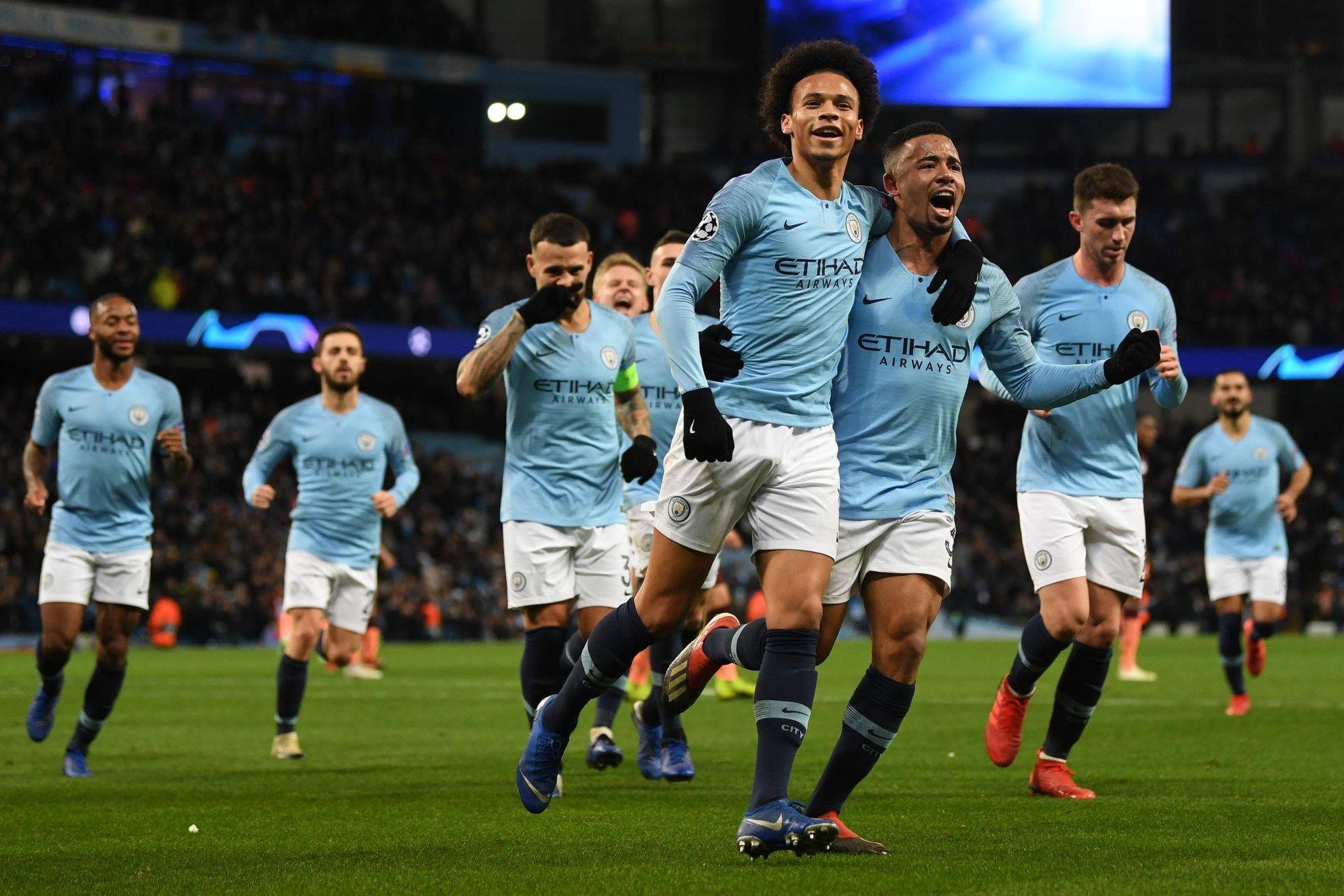 来自四面八 来自四面八