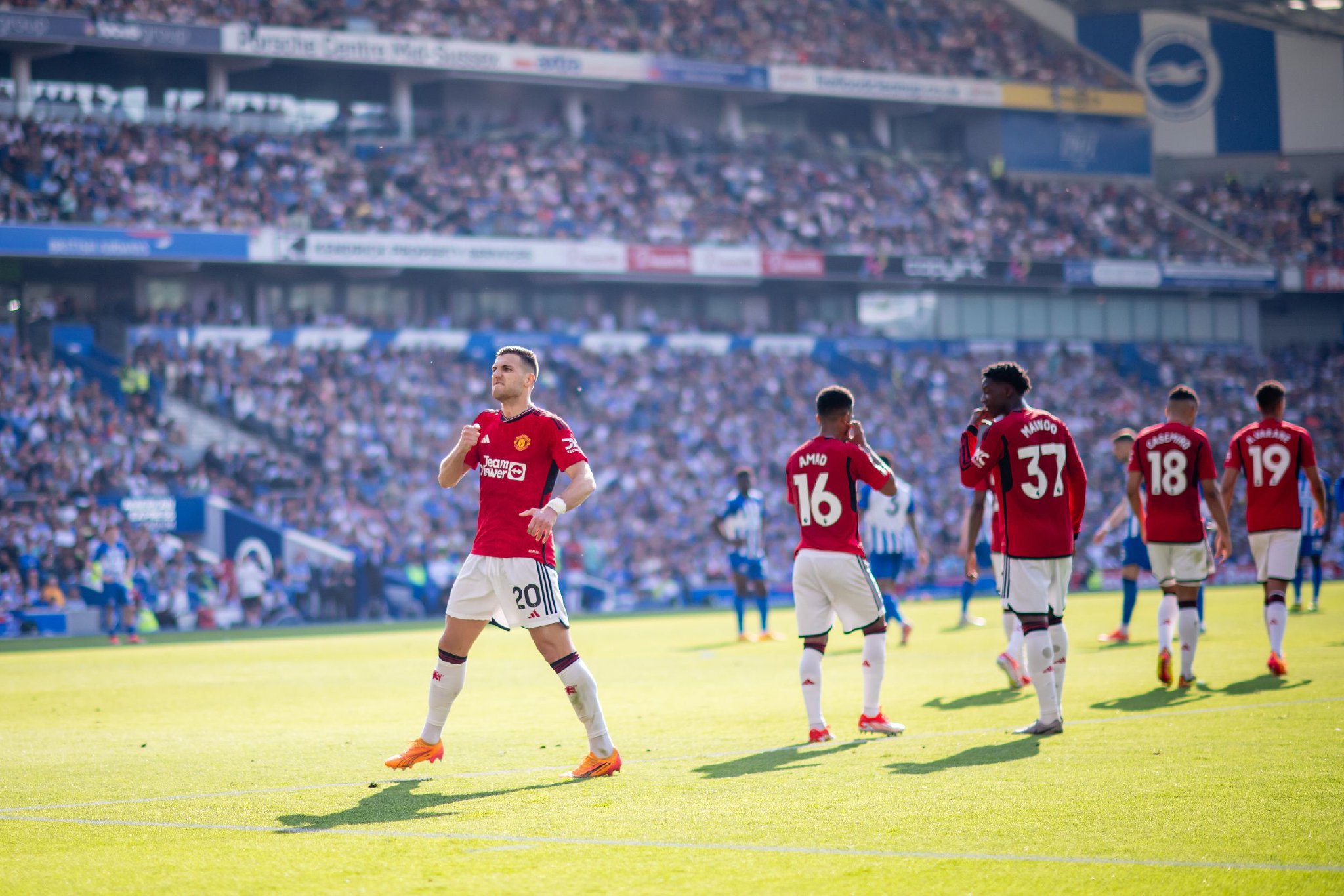 憑藉快速的 憑藉快速的